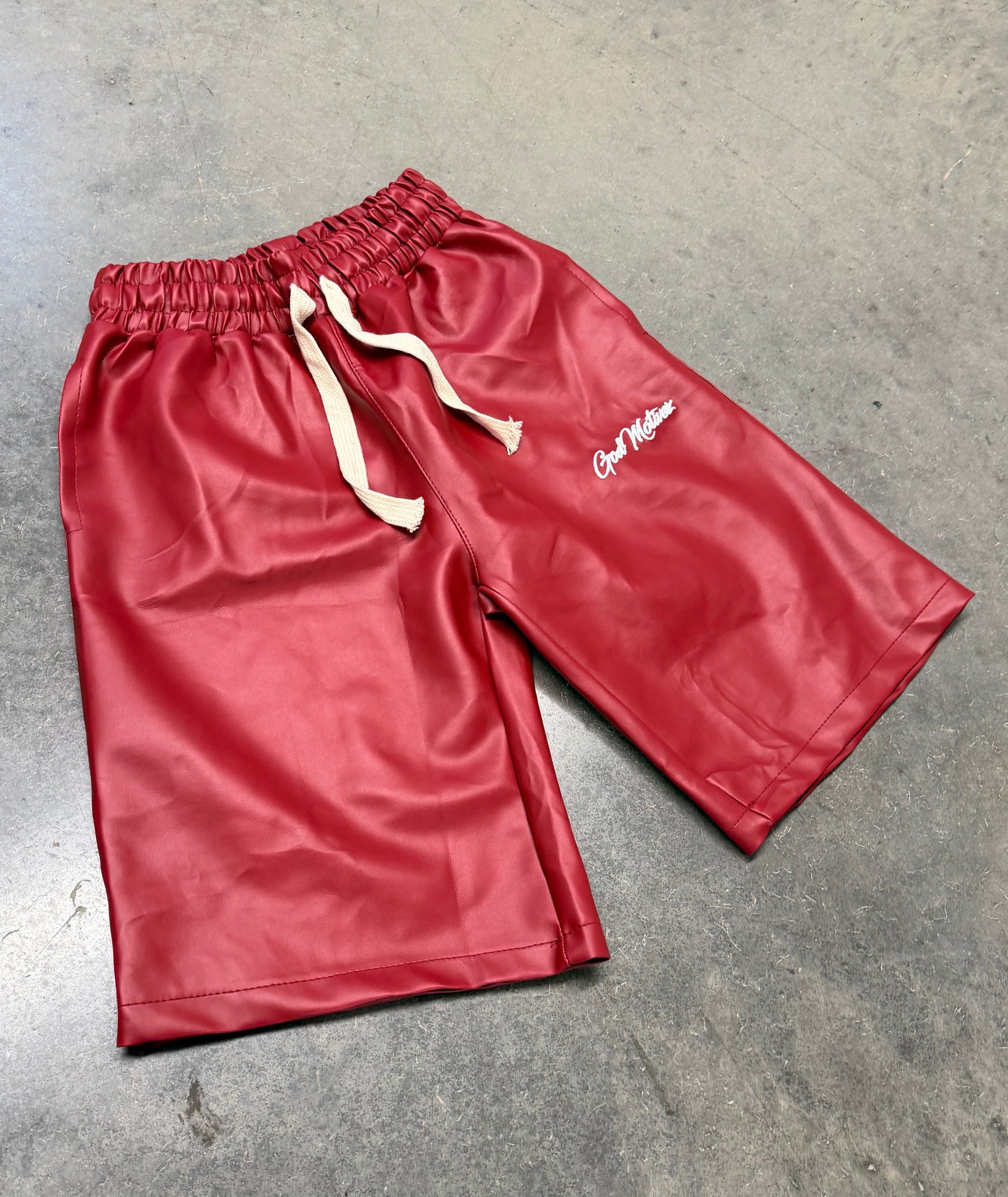 GD Motive “Cherry” Short