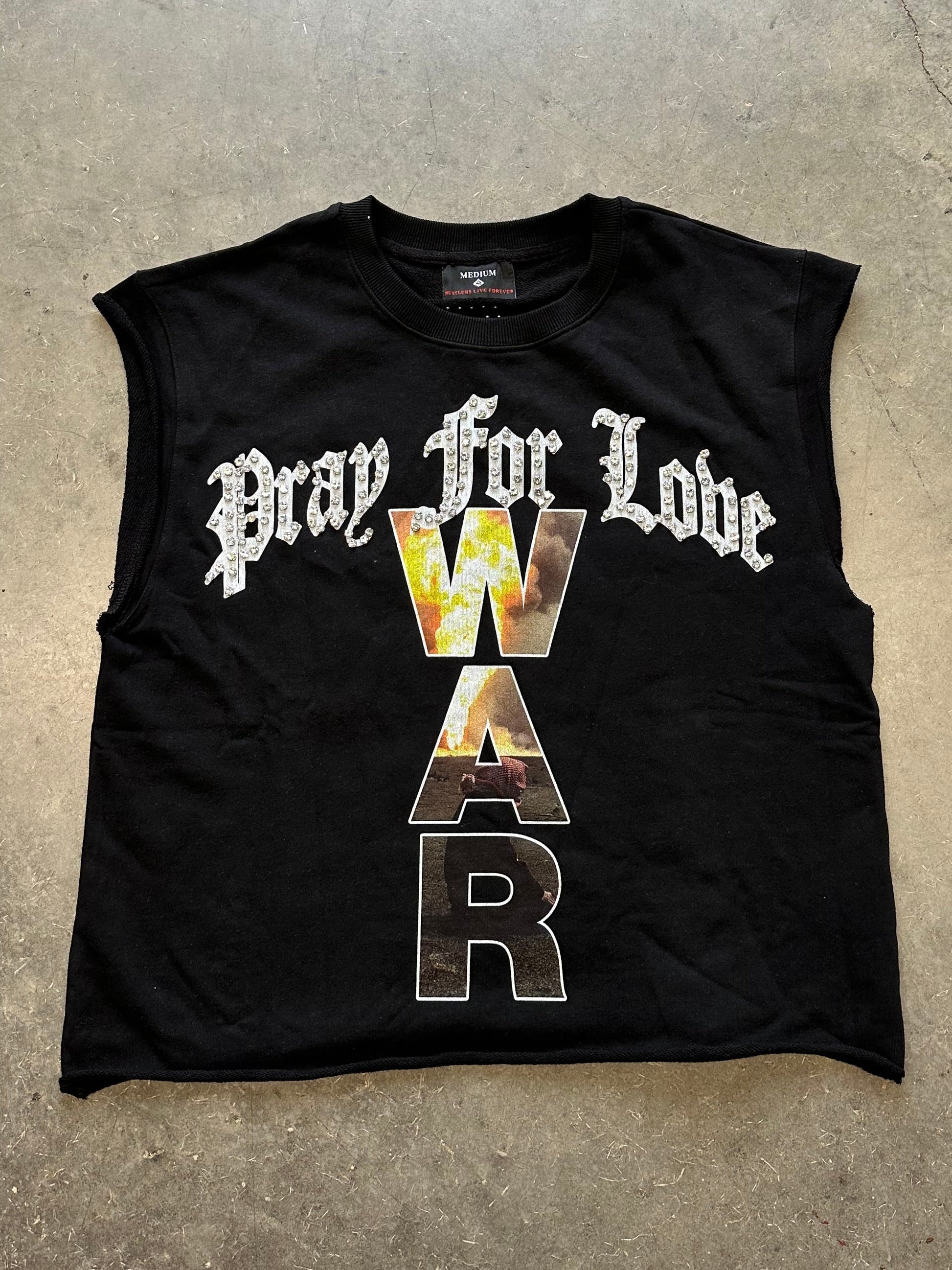 ACE WRLD GEMMED SLEEVELESS TEE (Black)